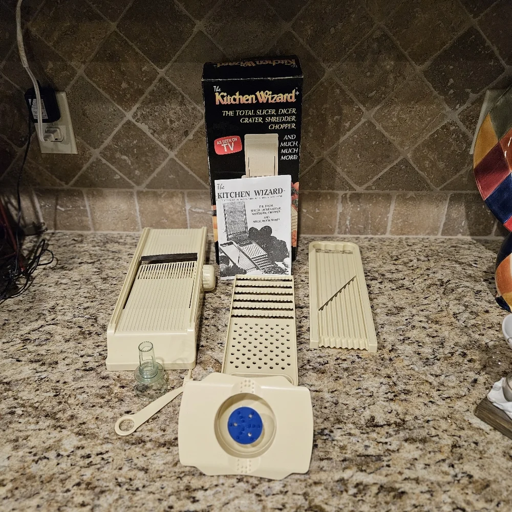 Kitchen Wizard, The Total Slicer, Dicer, Grater, Shredder, Chopper